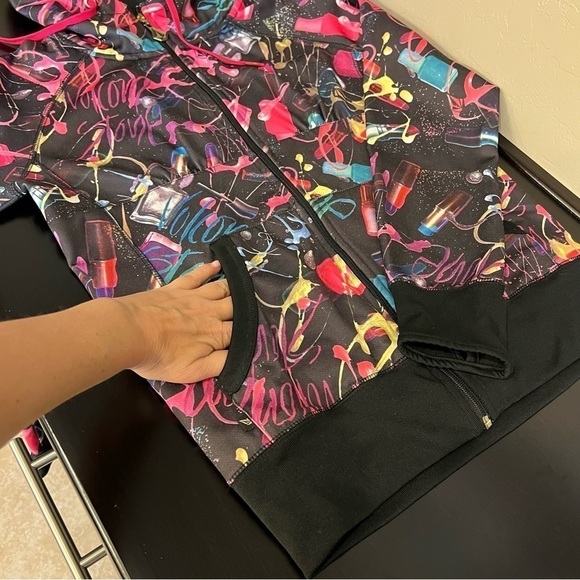 Volcom × B4BC Lipstick Nail Polish Hoodie
Jacket Womens, multicolor,size Small - Picture 15 of 16